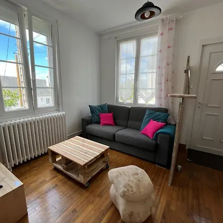 Maison 6-8 Personnes, Velos Inclus, A 5 Min De La Gare Semesterbostad *