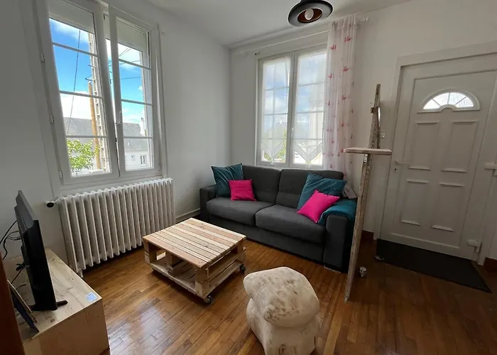 Maison 6-8 Personnes, Velos Inclus, A 5 Min De La Gare Semesterbostad *